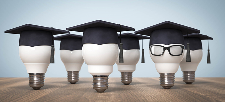 Universidades devem acelerar inovação em avaliações e espaços de aprendizagem