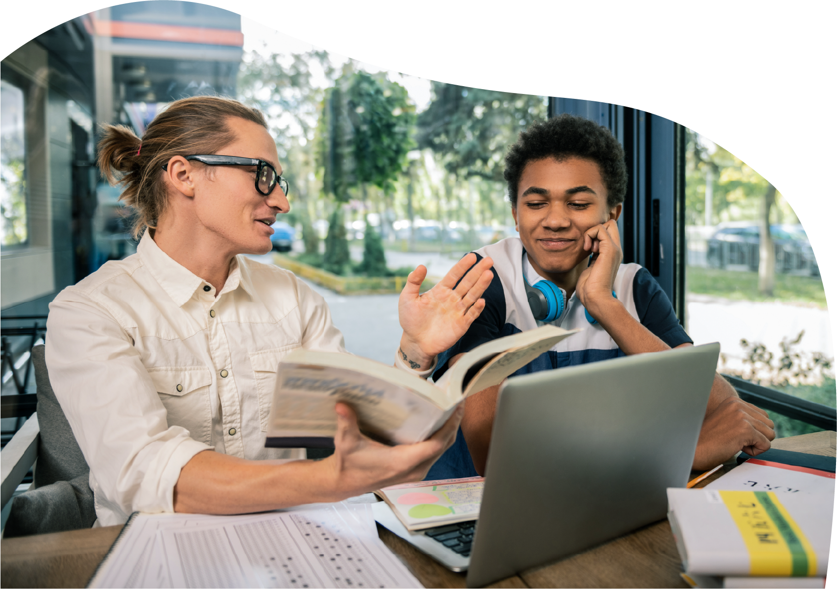 Parcela de R$ 1.000 do Pé-de-Meia começa a ser paga nesta terça-feira (25)  - TV Prefeito, image size:1709x1234