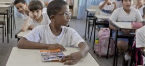 Ilustração do post Protocolos para educação antirracista devem refletir contexto escolar