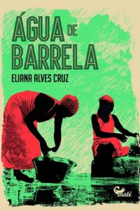 Silhuetas de duas mulheres negras lavando roupas em baldes