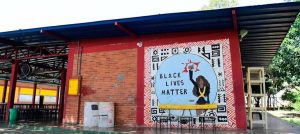 Ilustração do post Antirracismo no currículo: baixe o livro que ensina a superar datas isoladas